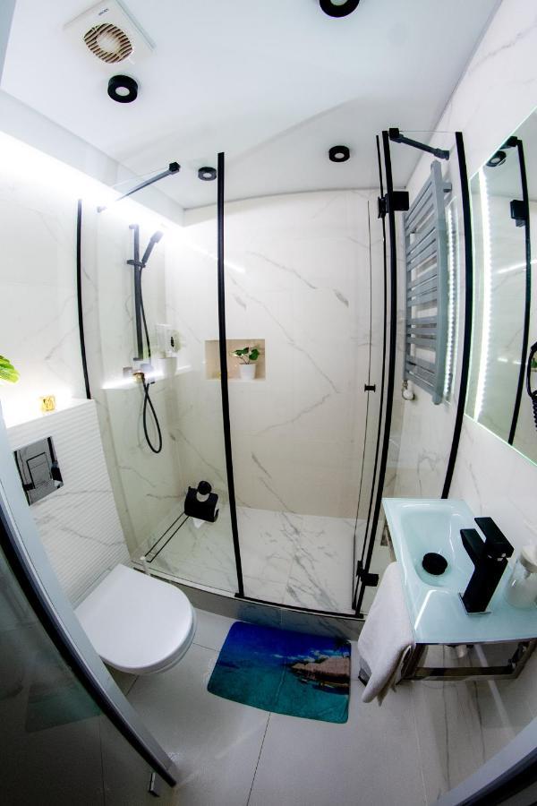 Zen Jacuzzi Apartment *